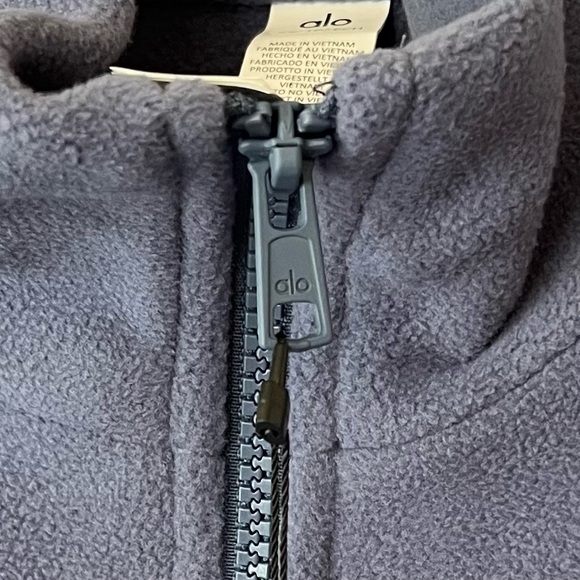 NWT ALO Yoga Polar Fleece Game Time Full-Zip Jacket Size XS Cropped Blue/White - Picture 6 of 12